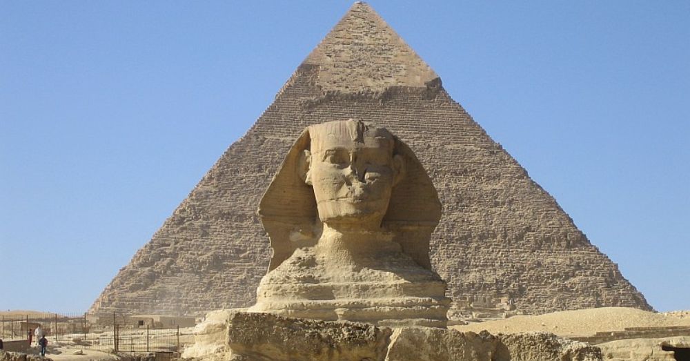 A Kheopsz piramis és a Szfinx rejtélyei