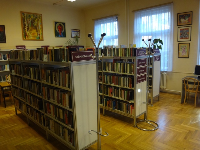 képek a könyvtárról