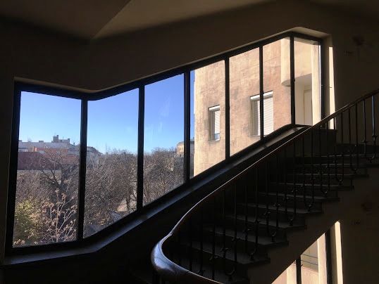 Kilátás a Weiss Manfréd ház lépcsőházából 