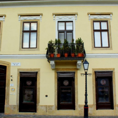 a könyvtár fotója
