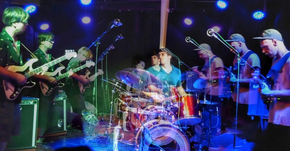 Everything Is Here – JÜ Concert