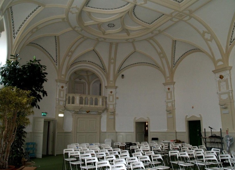 The third floor hall
