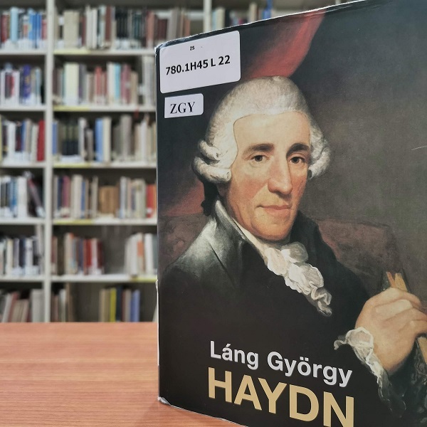 Láng György Haydn című könyv borítója