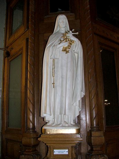 The statue of the Saint Teresa inside