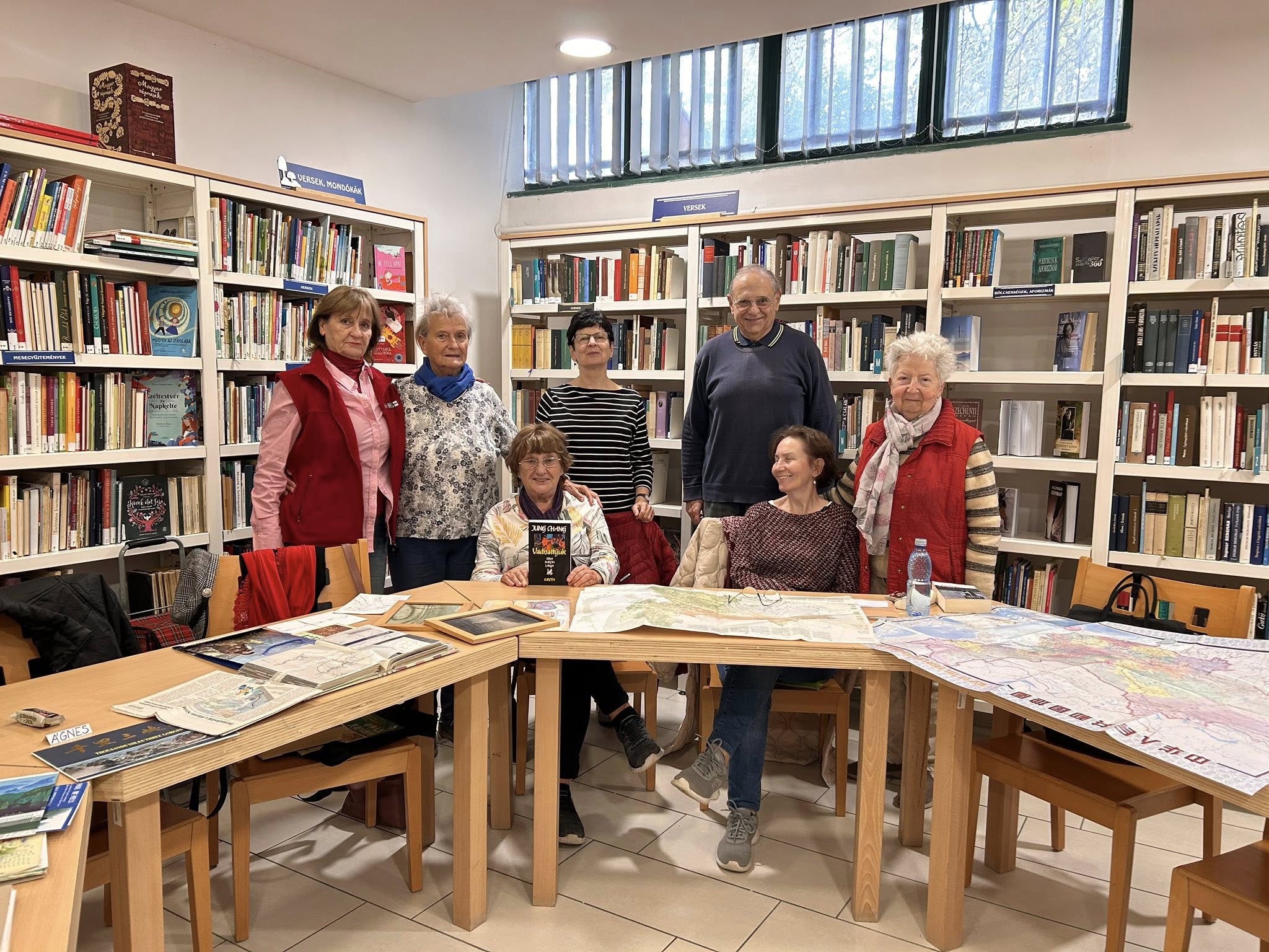 Nyitott könyvklubunk tagjai