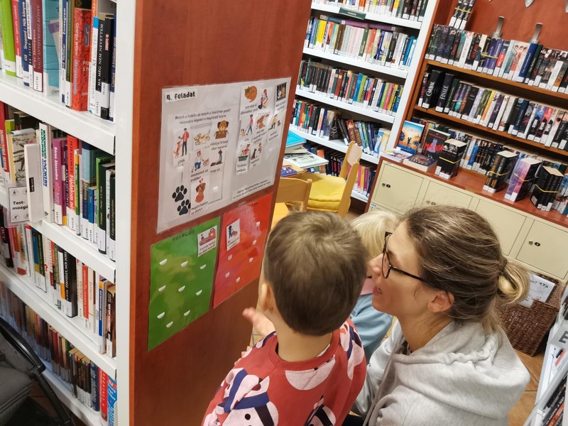 Beszégessünk a helyes állattartásról - szülő beszélget a gyerekekkel