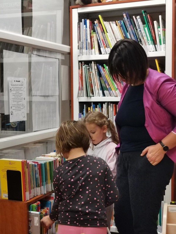 Beszégessünk a helyes állattartásról - szülő beszélget a gyerekekkel