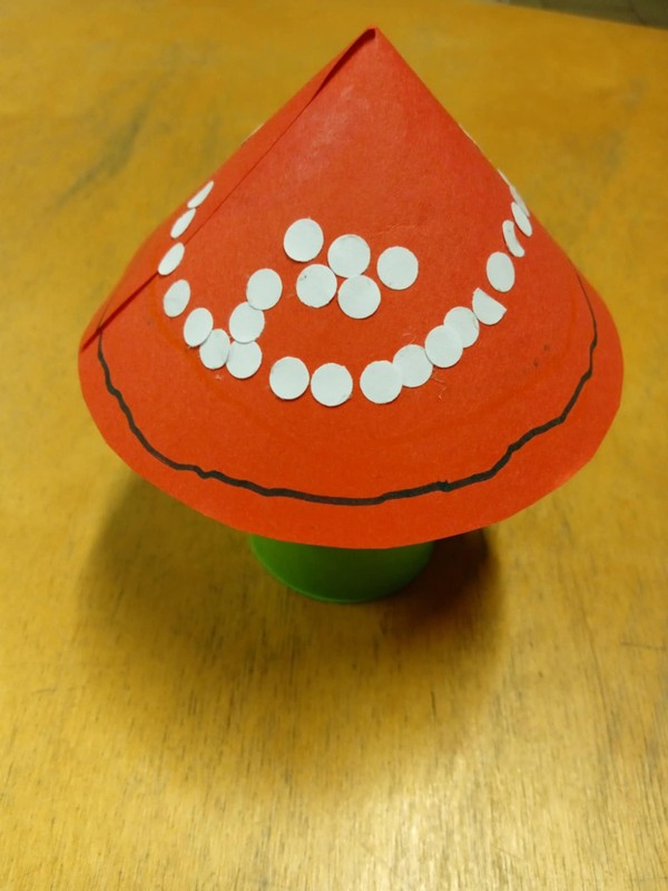 Gomba papírgurigából