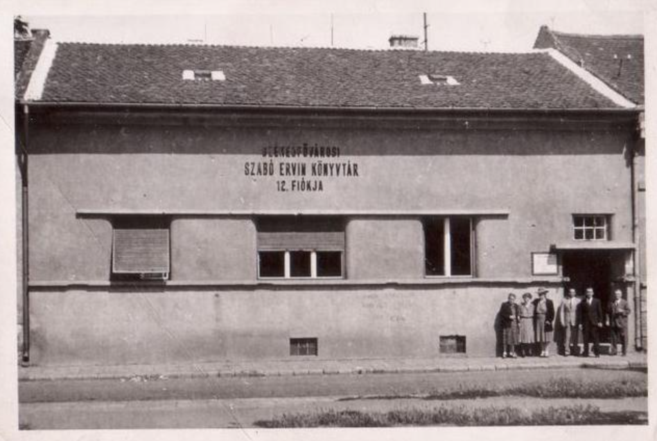 A régi Kőbányai Könyvtár épülete kívülről fotózva a Kolozsvári út 39. szám alatt