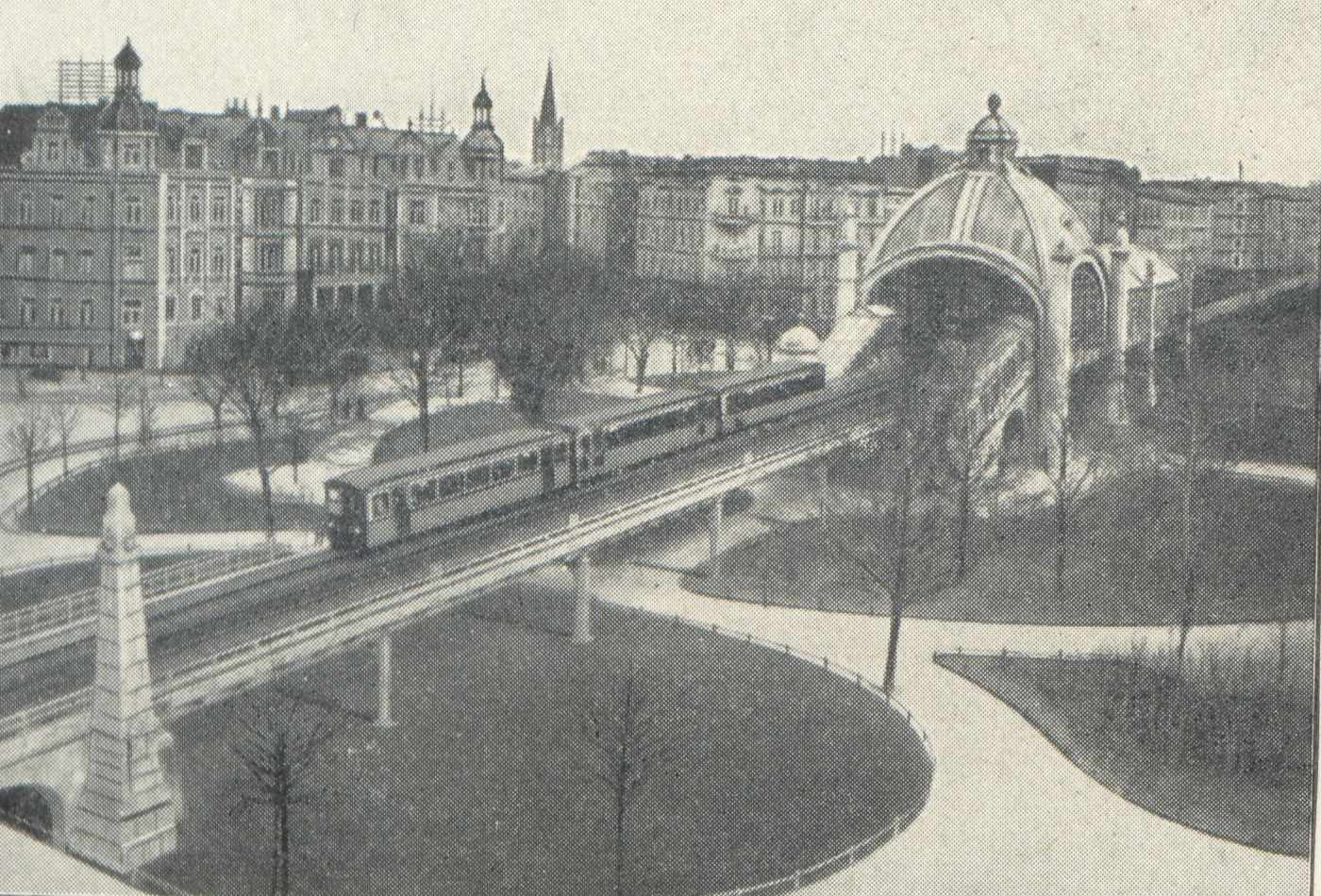  A Nollendorf tér 1903-ban, az U-Bahn pályájával. 