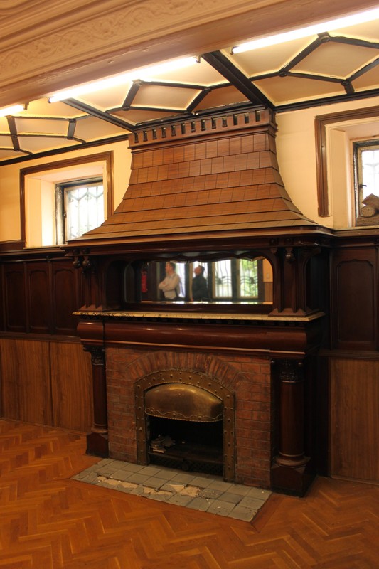 Before renovation - the fireplace in the dining room